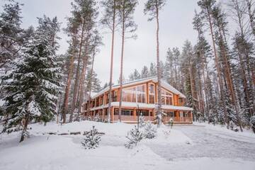 Фото номера НОМЕР DELUXE PANORAMIC FOREST VIEW с большим балконом Гостиница Курорт «Дом у моря» г. Озерки 7